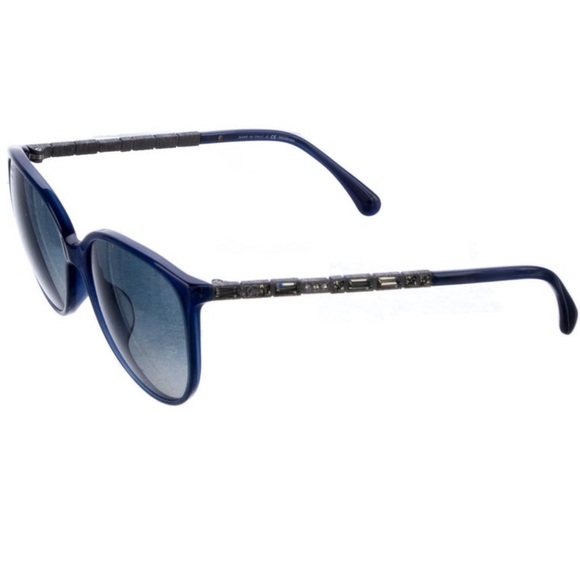 Chanel Interlocking CC Logo Wayfairer Sunglasses - Stars and Rocks Blue - Picture 3 of 4